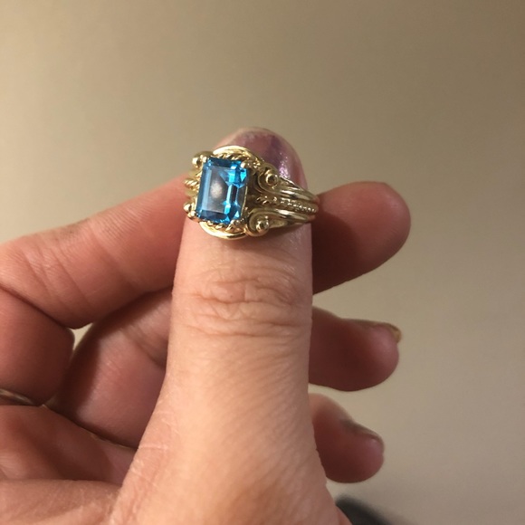 Antique 10k Blue Topaz ring